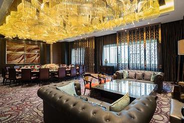 هتل Liang Jiang Genting Grand