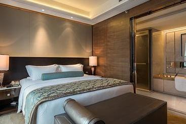 هتل Liang Jiang Genting Grand