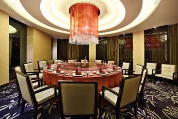 هتل Ningbo East Harbour