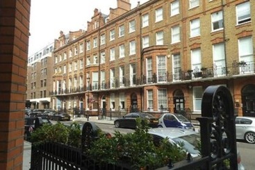 Regency Hotel Parkside