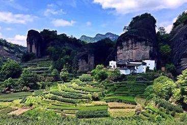 Wuyi Mountain Da Wang Peak Youth Hostel