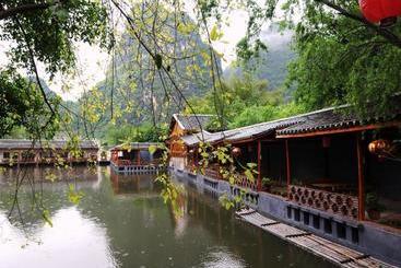 Yangshuo Hlgarden Resort