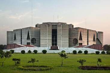 هتل Coventina Lake Suites