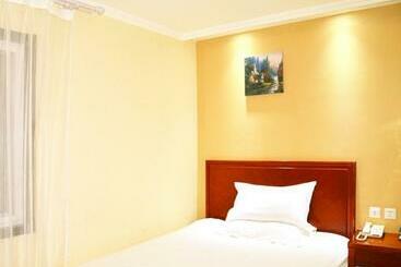 Отель Greentree Inn Caofeidian