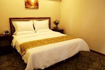 Отель Greentree Inn Changzhou Henlin Town Zhongtian Express