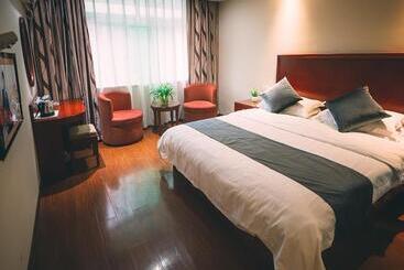 בית מלון כפרי Greentree Inn Zhejiang Lishui Suichang Longgu Road Express