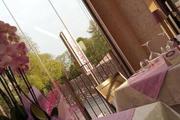 בית מלון כפרי Orchidea