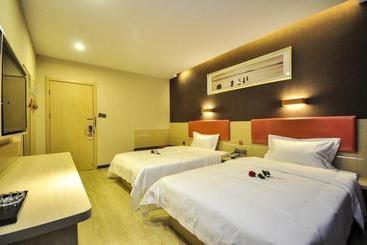 هتل 7days Premium Qinhuangdao Railway Station Yingbin Road