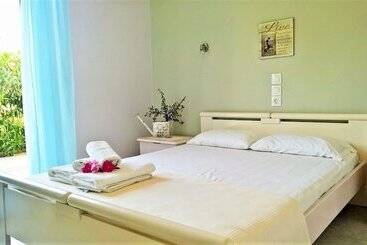 관광객 아파트 Aloni Studios And Apartments