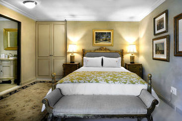 تختخواب و صبحانه 21 Roux Street Franschhoek