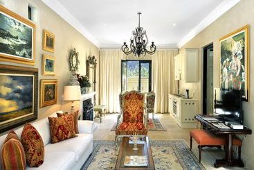 تختخواب و صبحانه 21 Roux Street Franschhoek