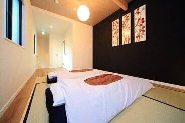 آپارتمان‌های توریست‌ها Coto Kyoto Kinkakuji