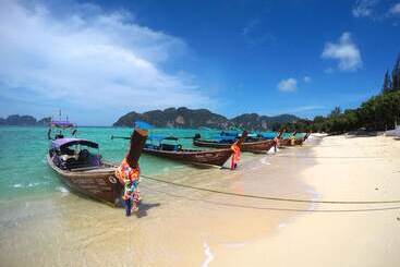 فندق Phi Phi Long Beach Bungalow