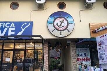 Pensão Captains Lodge And Bar