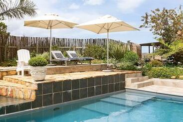 پانسیون Narnia Guest House