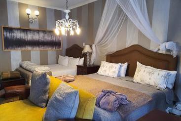 Waterhouse Guest Lodge In Waterkloof