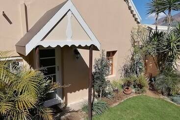 مبيت وإفطار Squirrels Corner