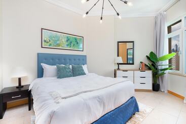 آپارتمان‌های توریست‌ها Bespoke Residences  Shoreline Al Nabat