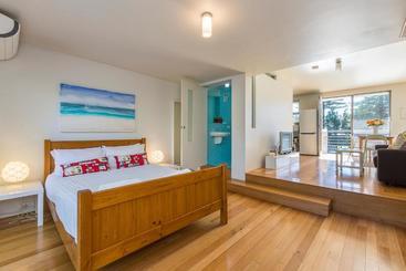 شقق خاصة سياحية Cottesloe Tree Top Studio   Executive Escapes