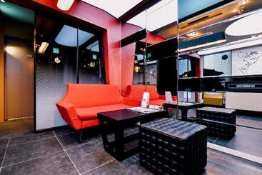 Hotel Golden Business