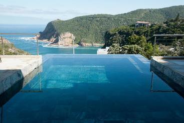 هتل The Mount Knysna