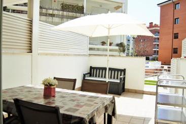 Apartment Mi Casa Fenals Family