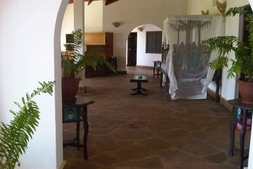 住宿加早餐  Stawi House