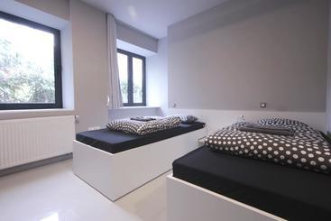 Private Rooms At Hostel63