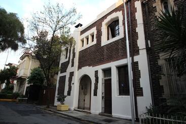 פנסיון Hostal Sendero Sur