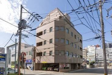 The Aquarius Inn   Hostel