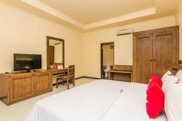 هتل Zen Rooms Hang Tuah Sanur
