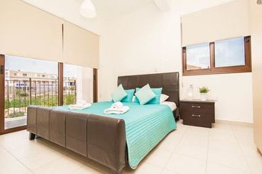 Oceanview Luxury Villa 007