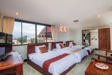 בית מלון כפרי Angkor Udom Guesthouse