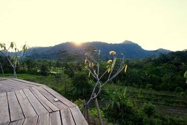 בית מלון כפרי Barong Villas