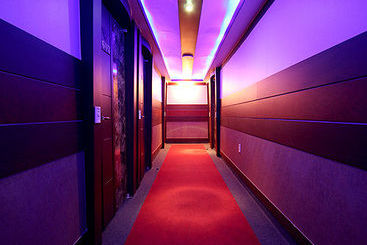 Hotel Brown
