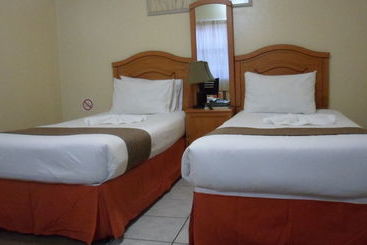 هتل Centre Lodge
