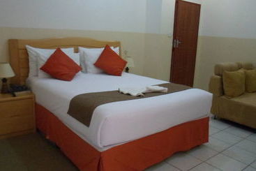 هتل Centre Lodge