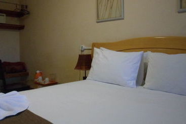 هتل Centre Lodge