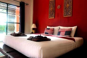 בית מלון כפרי Sawasdee River Kwai Lodge