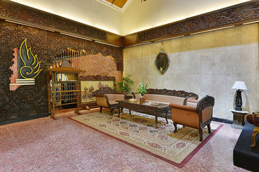 هتل Zen Rooms Jogja Cendrawasih