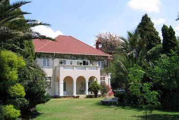 Пансион Villa Victoria Executive Guest House