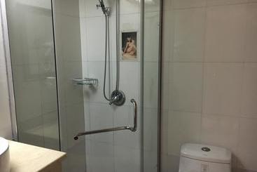 Diyuan Hotel  Yiwu