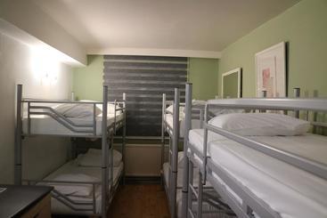 فندق صغير Apart  Brussels Midi