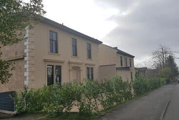 ホテル Crosshill House