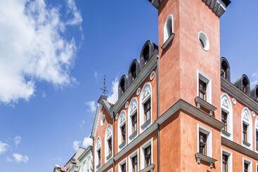 Отель Palazzo Rosso Old Town