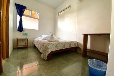 Bed and Breakfast Cabinas Nuestra Kasa