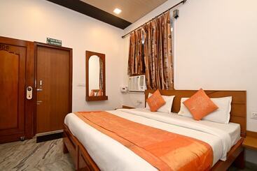 Отель Paradise Continental