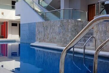 هتل Dorado Barranquilla