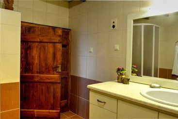 Anna Malai Traditional Cretan Villa