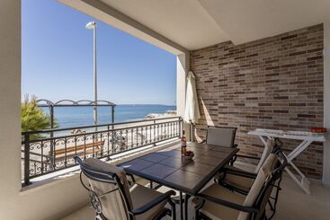 آپارتمانهای توریستها Apartments Lea